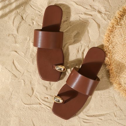 Women's Summer Flat Sandals - Chic Square Toe with Metallic Accent, Brown PU Cover Slide Sandals for Beach Vacation, Casual & Stylish Design, Vacation Footwear | Durable Traction Footwear